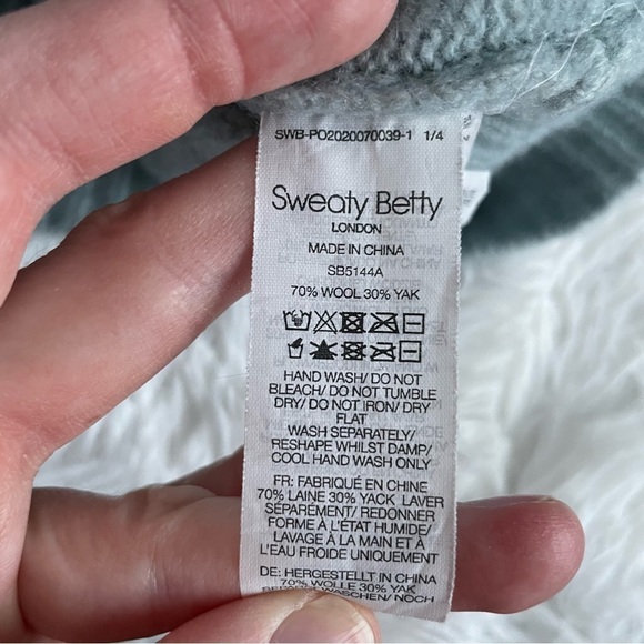 Sweaty Betty | Elevate Mountain Wool / Yak Turtleneck Sweater - Picture 9 of 10